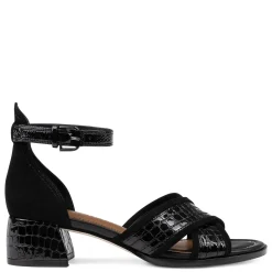 AVAI>Donald Pliner Sale